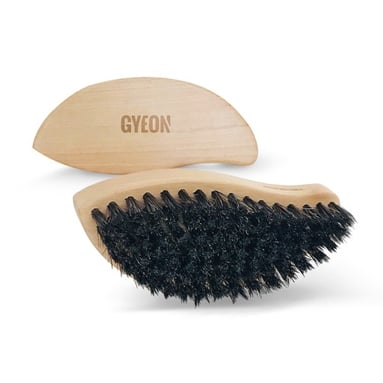 Gyeon Q2M LeatherBrush perie din piele