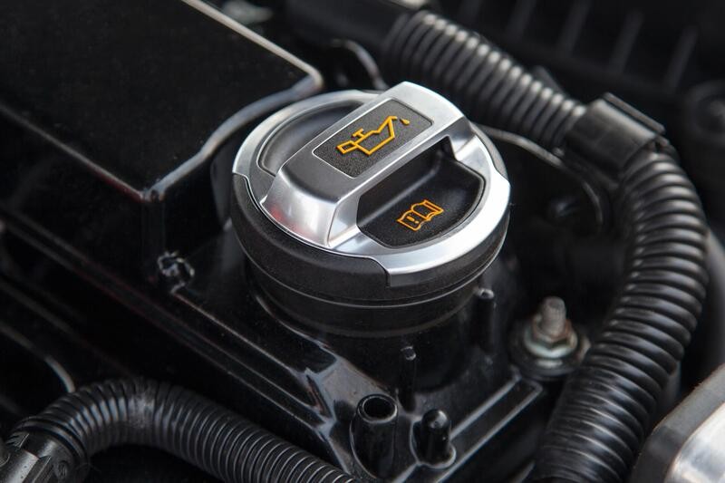 De ce motorul cu aditivi Nanotech Europe funcționează mai silențios, mai mult timp și cu un consum m