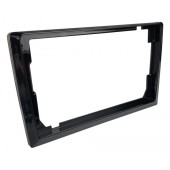 Adaptor pentru montarea unui radio auto de 9" într-o ramă de 10", negru lucios