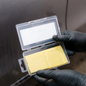 Baton mediu de îndepărtare a contaminării ValetPRO de argilă tare medie (100 g)