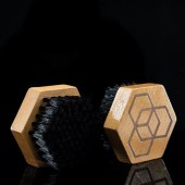 Perie din piele Carbon Collective Interior Cleaning Brush