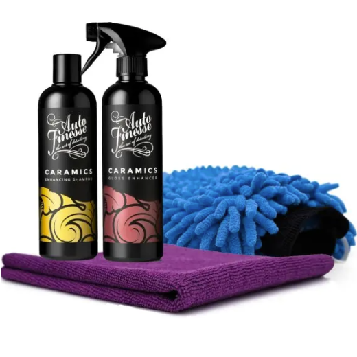 Set de spălătorie auto cu protecție ceramică de la Auto Finesse